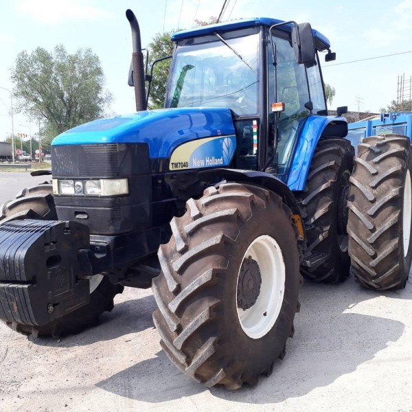 Tractor New Holland 7040 (2010)