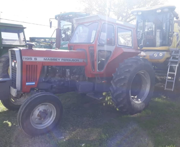 Tractor Massey Ferguson 1195
