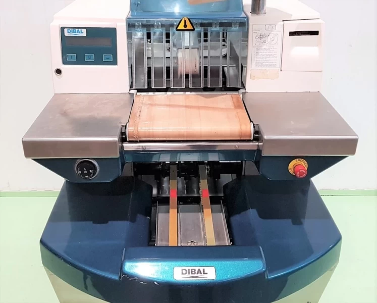 ENVASADORA ULMA mod. COMPACT