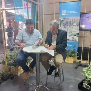 INTA y CampoLimpio firmaron convenio de cooperación para cuidar el ambiente