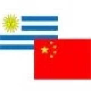 URUGUAY FIRMA UN ACUERDO CON CHINA PARA EXPORTAR GANADO VIVO