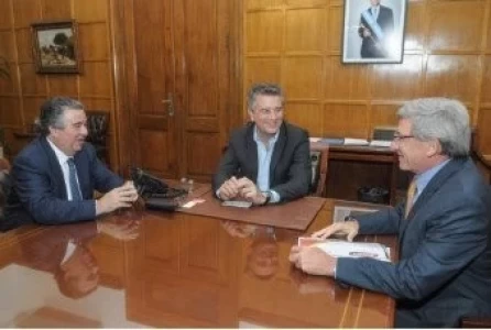 ARGENTINA REALIZA EL PRIMER EMBARQUE DE CARNE VACUNA A ESTADOS UNIDOS