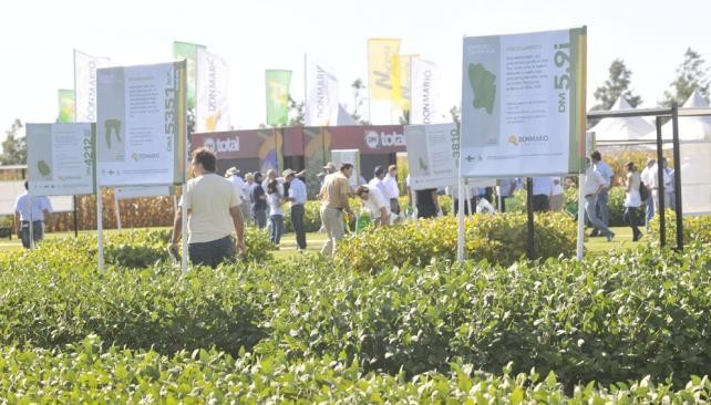 AACREA RENUEVA SU COMPROMISO CON EL SECTOR EN EXPOAGRO 2014