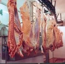 INTENTAN BLOQUEAR VENTA DE CARNE ARGENTINA